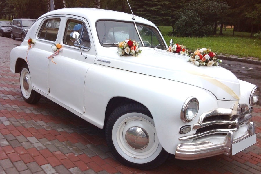 Ретро-автомобиль