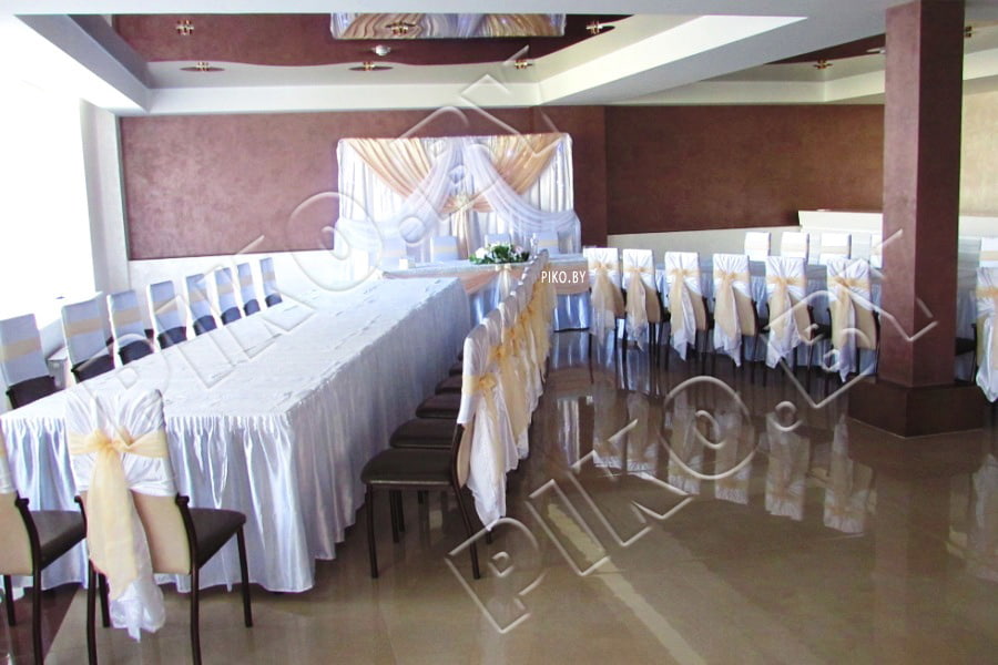 Ресторан У фонтана в Минске на Амураторской 4 Ресторан У фонтана в Минске на Амураторской 4